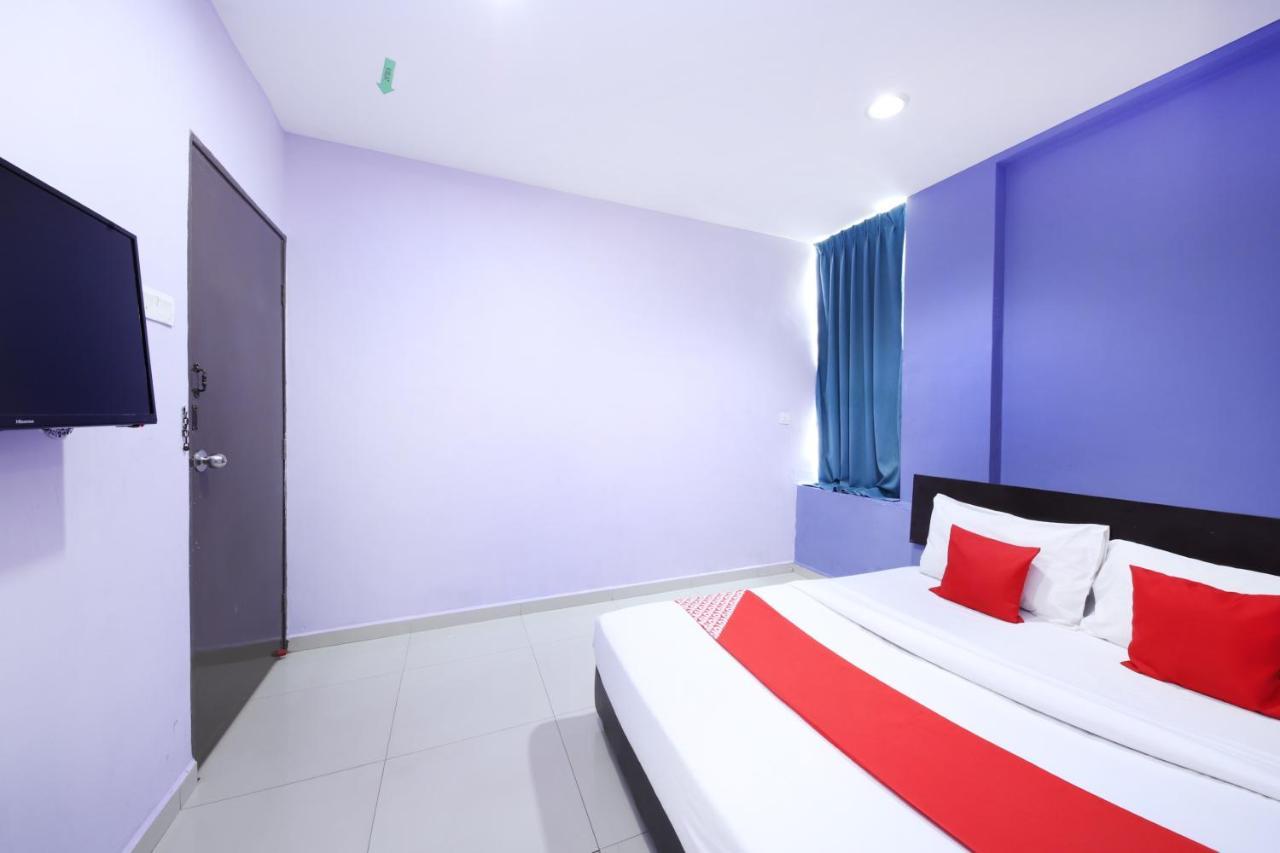 Oyo 90235 Hotel Inap Sri Gombak Batu Caves Exterior foto