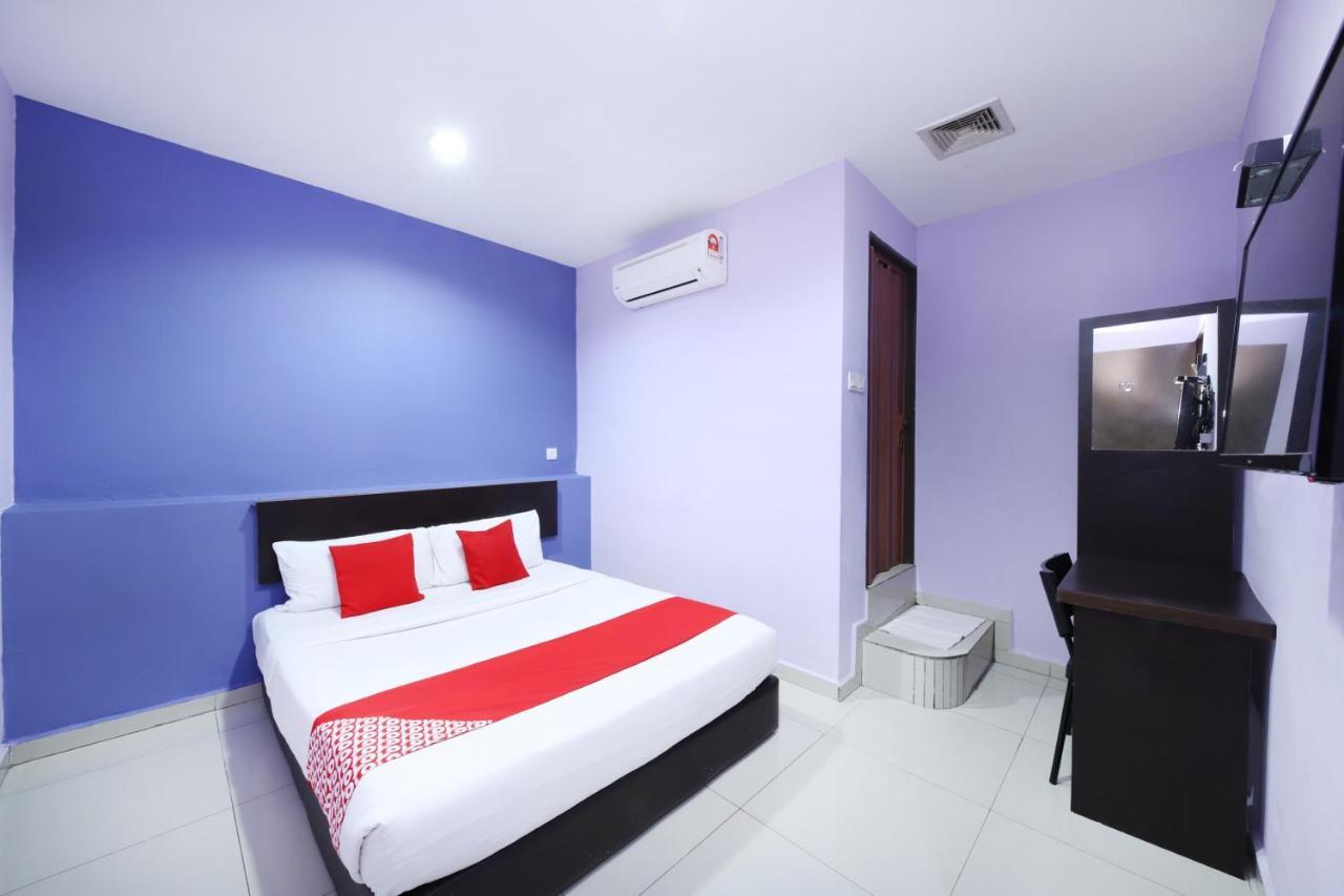 Oyo 90235 Hotel Inap Sri Gombak Batu Caves Exterior foto
